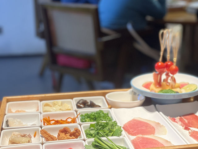 昆明老街的地道滋味｜雲南道雲腿過橋米線