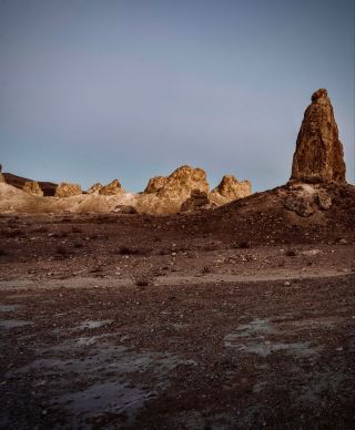  Xinjiang’s Hotan Mazar Tagh Red-White Mountain Taklamakan Edge Overlook