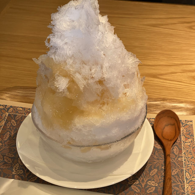 山頂から絶景を一望！🥰✨美しすぎる内装にうっとりする話題の人気レストラン