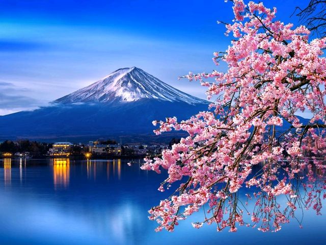 🏔 Mount Fuji, Japan

