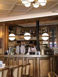 에펠탑 근처 레스토랑 “Le Bouchon Parisien”