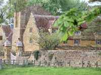 This is a MUST: The amazing Ashby St Ledgers
