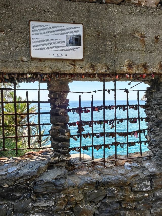 意大利五漁村～觀海巨人下的Monterosso 
