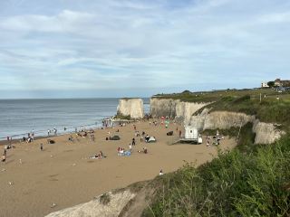 Sea, sand and Charles Dickens - Broadstairs day trip from London 