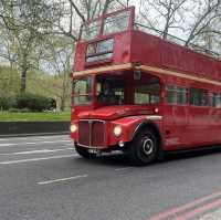 London City Walk: A Perfect Stroll Through History & Modern Buzz