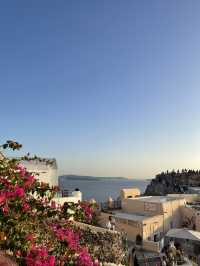 🌊 Santorini – Cliffside Beauty & Aegean Dreams 🏝️✨