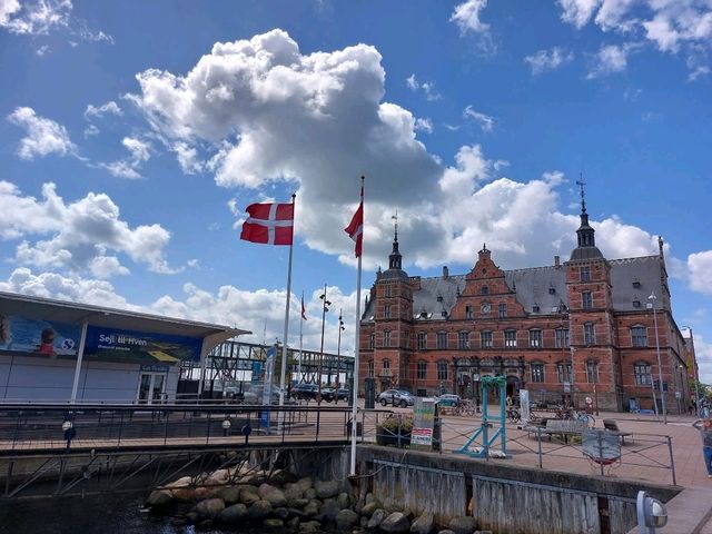 Exploring Copenhagen’s Top Attractions with Hans Christian Andersen’s Magic 🧜‍♀️
