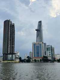 🇻🇳🌆 Saigon -the city that moves faster than you can blink