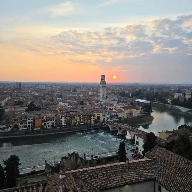 🇮🇹 Lost in the Charm of Verona: Beyond Romeo & Juliet 🍷