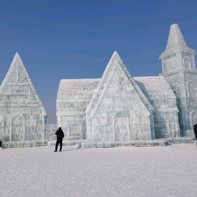 Ice and Snow World⛄️