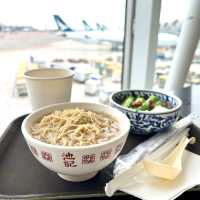 【香港国際空港】制限エリア内レストランが豊富で豪華すぎる！