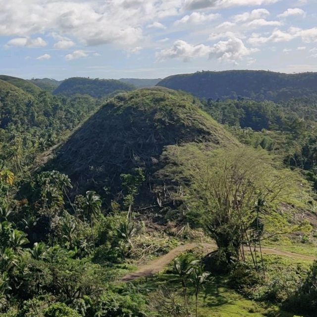 🇵🇭The CHOCOLATE HILLS must-visit🇵🇭