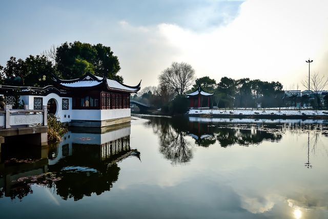 雪中水繪園