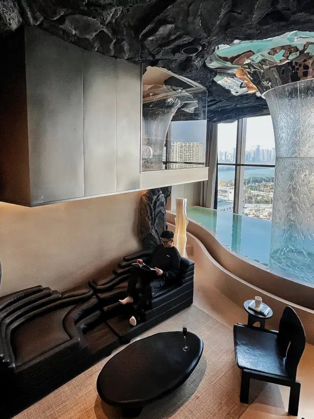 Changsha! Wuyi Square! Cave river view private pool!! Don't want to check out! Full of atmosphere!