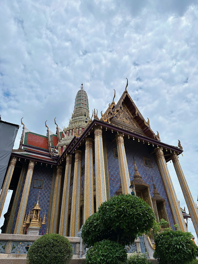 來曼谷必去的景點大皇宮，怎麼拍都好看