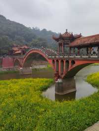 四川｜樂山，凌雲寺大佛，堅持才能到達