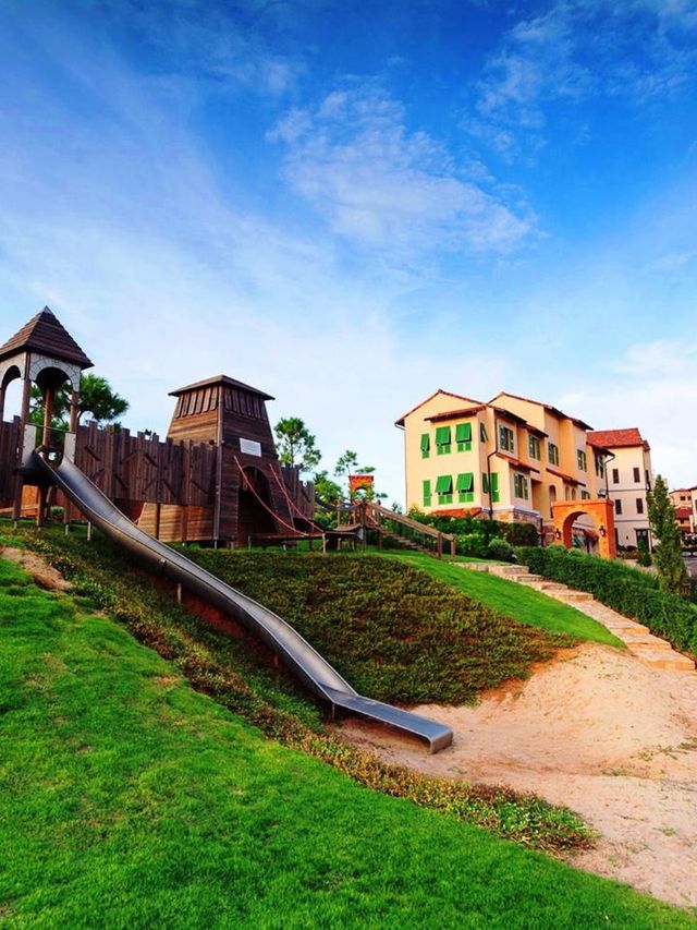 🌟 Italian Elegance in Thailand: Discover Toscana Valley! 🏞️