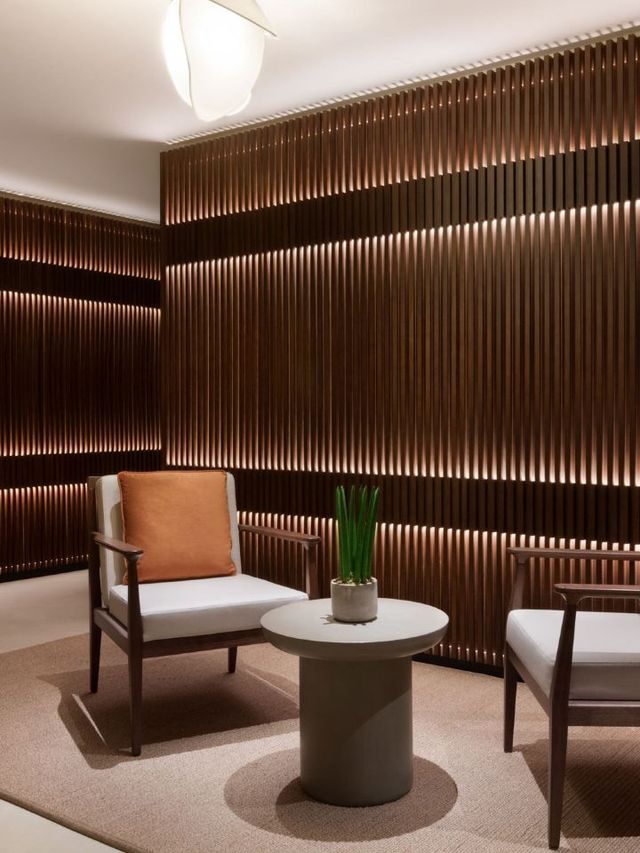 🌟 Madrid's Marvel: Luxury at JW Marriott ✨