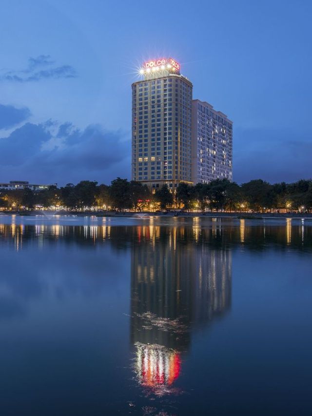🌟 Hanoi's Luxe Life: Golden Stays at Dolce Wyndham! ✨