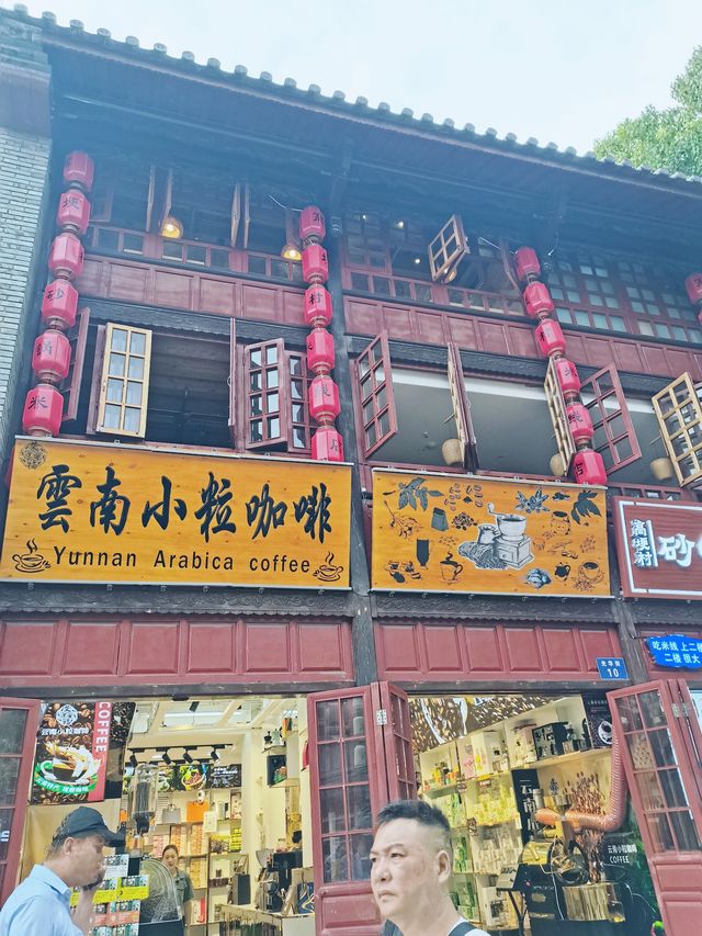 親子遊！昆明老街！太好逛了！