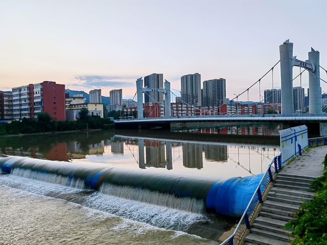 張家口市。