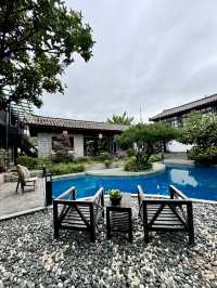 住束河古鎮海棠灣民宿，享受雨天的浪漫吧！。