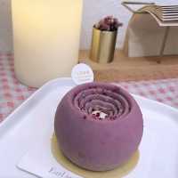 Fantastic cafe and dessert place