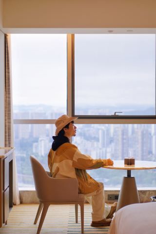 Я приехал в Наньчун специально ради этого отеля с видом на реку.