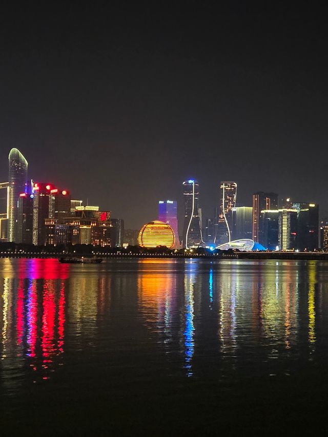 夜遊錢塘江，賞杭州錢塘江景