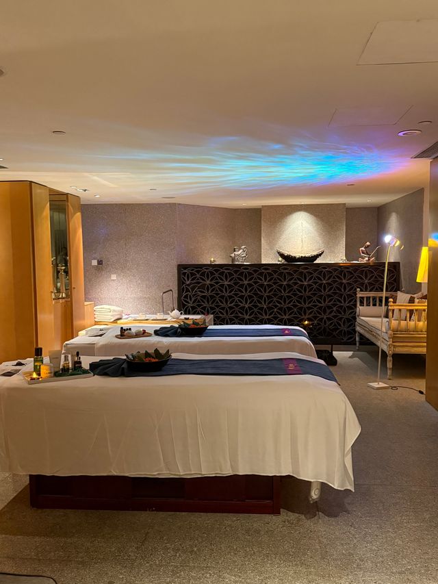 與閨蜜一起享受香薰SPA