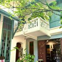 🇹🇭曼谷復古控必住！木質老洋房酒店Ariyasom Villa✨