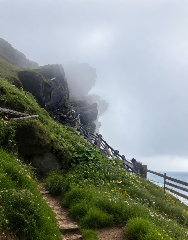 登頂「天空之城」，邂逅地球最原始的孤島