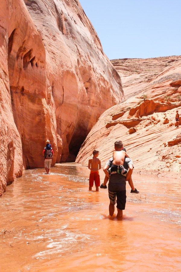 美西自駕旅行必試水路划艇進入羚羊峽谷