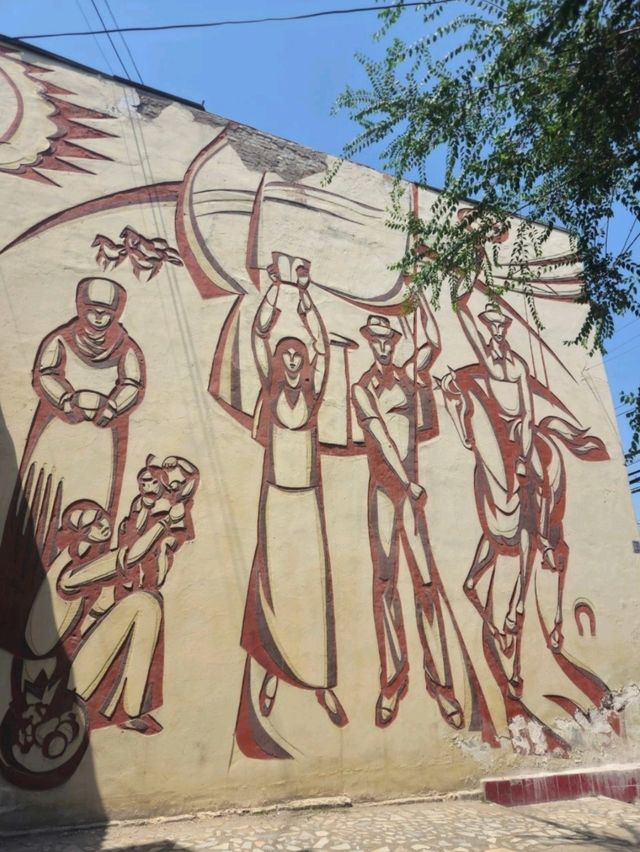 Osh: A Cultural Jewel of Kyrgyzstan 🎨🏞️ Osh: A Cultural Jewel of Kyrgyzstan 🎨🏞️