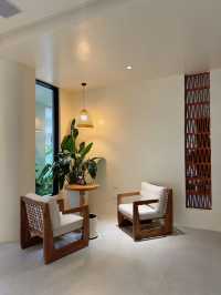 碼住在廬山西海碰上了chao牛的出片民宿～