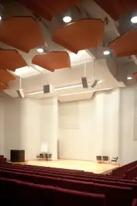 帶著移軸去旅行-赫爾辛基劇院