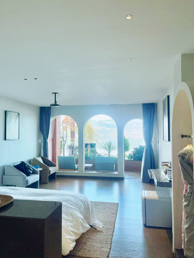 住進摩梭秘境,共赴瀘沽湖的星辰與浪漫 住進摩梭秘境,共赴瀘沽湖的星辰與浪漫