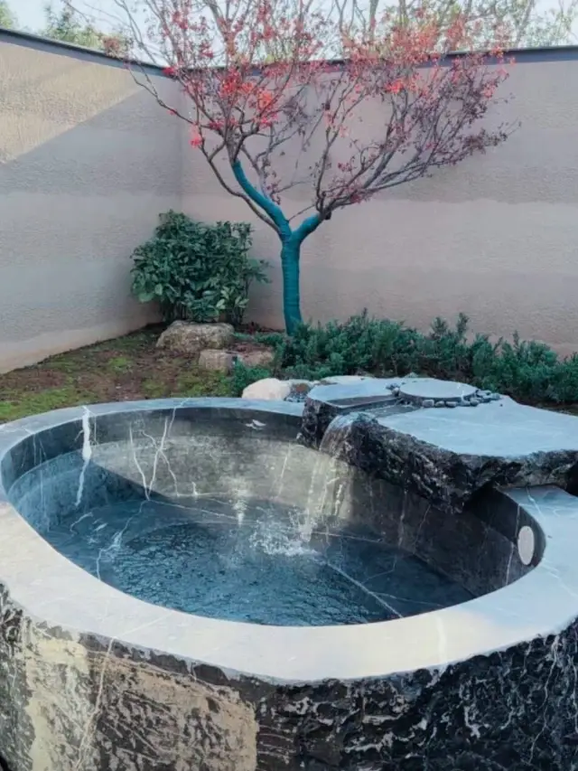 Newly opened! One room, one private hot spring! Absolutely love it!