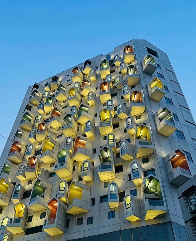 第三空間·城市秘境｜錯層台地解鎖「空中山居」體驗！