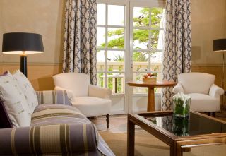 โรงแรมรีสอร์ทสุดสวยในปาเลาที่ถ่ายรูปแล้วต้องไปเยือน! พักในวิลล่าส่วนตัวในราคาเพียง 1,000 หยวนต่อคน พร้อมสระว่ายน้ำสุดอลังการ เหมาะสำหรับการถ่ายรูปสวยๆ! ชื่อโรงแรม: Villa Del Duque Bahia