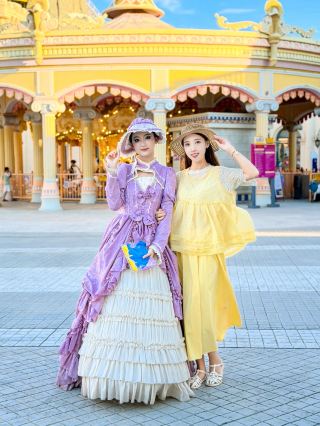 คนในซีอานนี่เก็บความลับเก่งมาก! ถึงขนาดมี "ดิสนีย์แลนด์" ของตัวเองเลย!