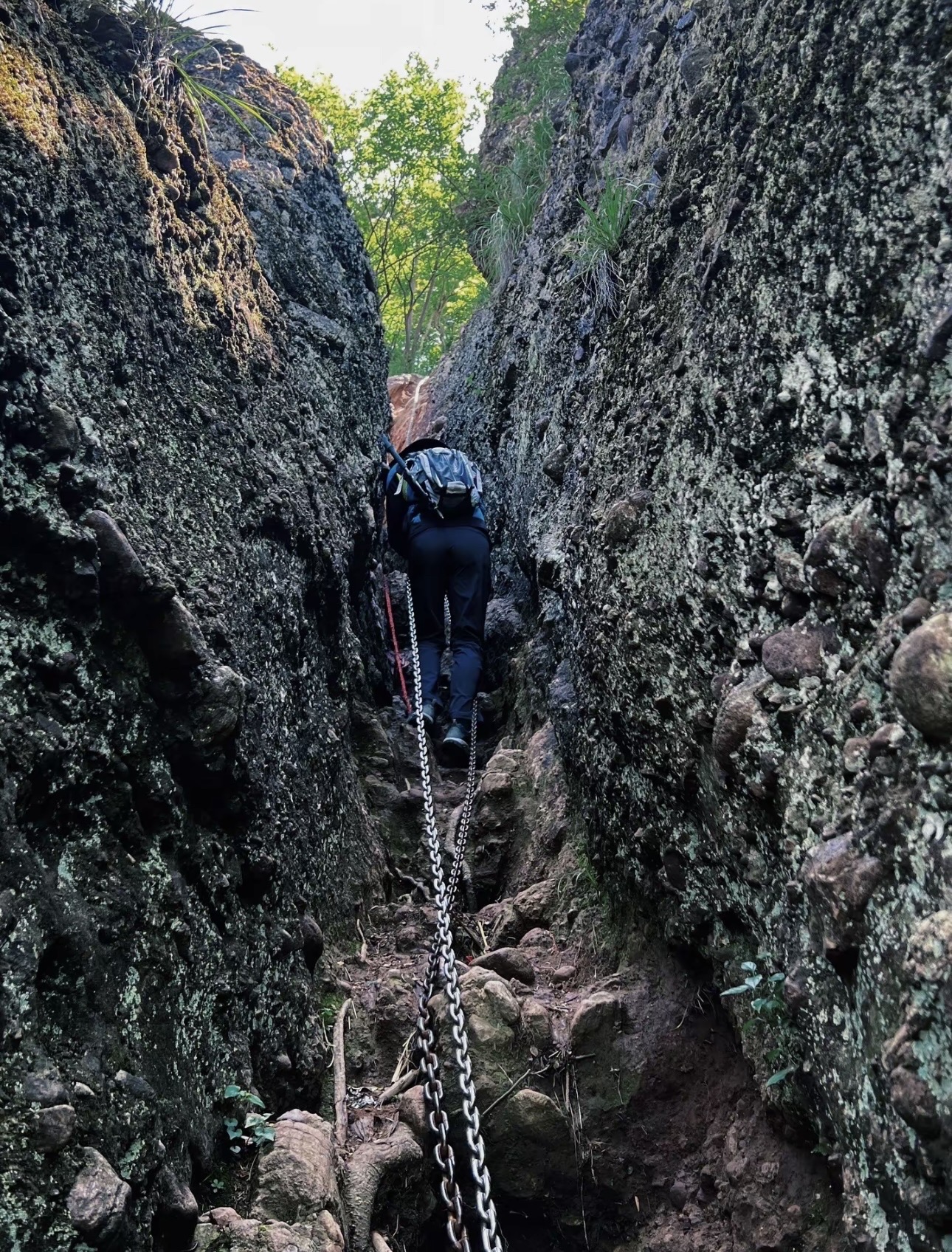 Mid-Autumn Festival and National Day 3-Day Jinhua Itinerary: A Comprehensive Guide | One Mountain a Week | Yongkang Gongpoyan and Fangyan Loop, Chibi Danxia Hiking – A Treasure Trove of Advanced Hiking in Jiangsu, Zhejiang, and Shanghai