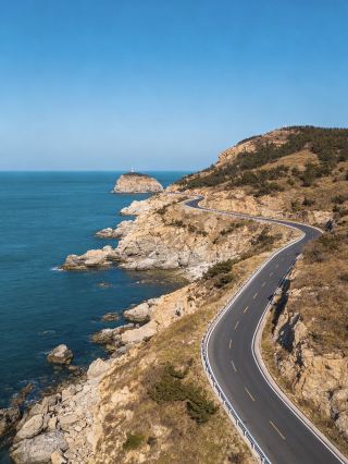 Solo travel budget around 2,000 | 4 healing, stunning small cities, solo-friendly