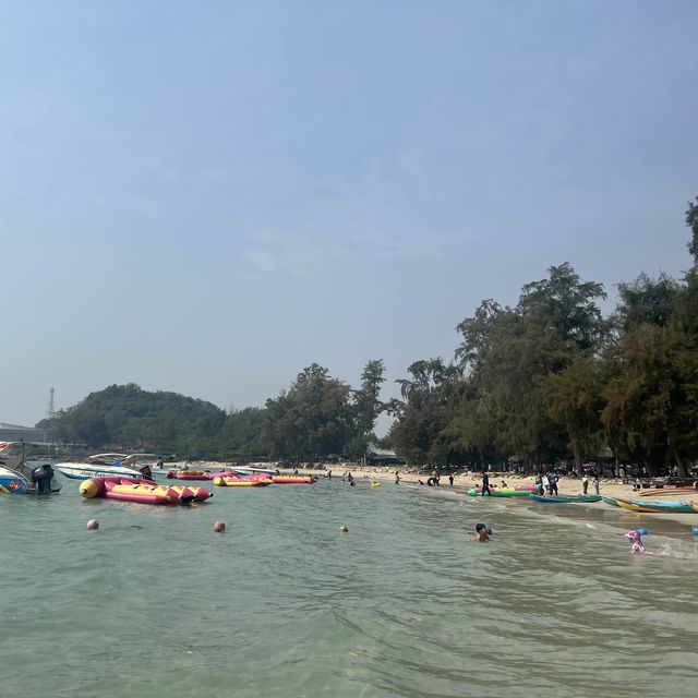 หาดสวย น้ำใส ใกล้ กทม. “หาดนางรำ” 🏝️