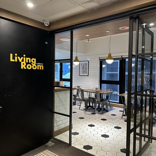 美式街頭風與現代工業風的結合！雀客旅館台北松江店！