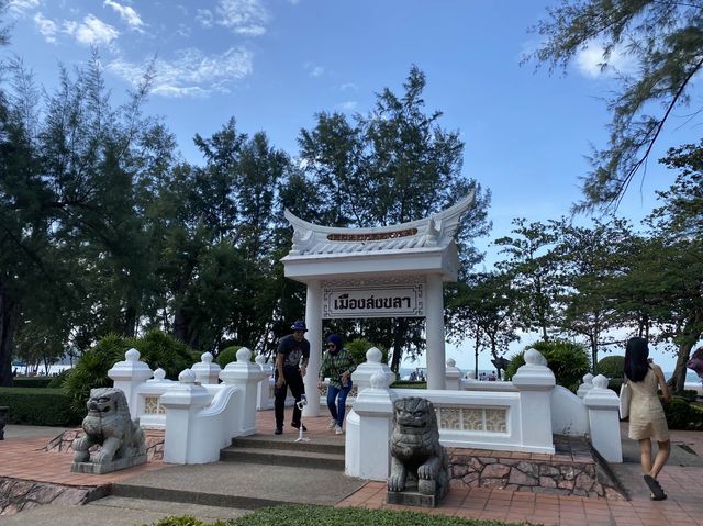 samila beach หาดสมิลา สงขลา