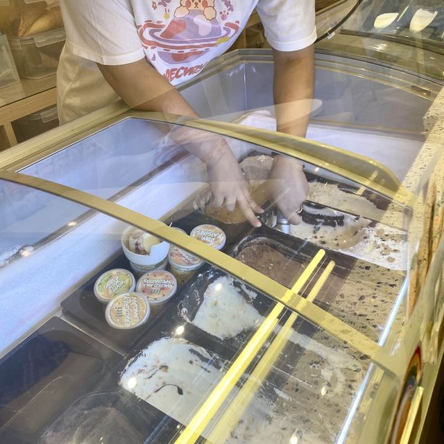 🍦Itti ร้านไอศกรีมโฮมเมด ย่านซอยสุกร (ตรอกโรงหมู)
