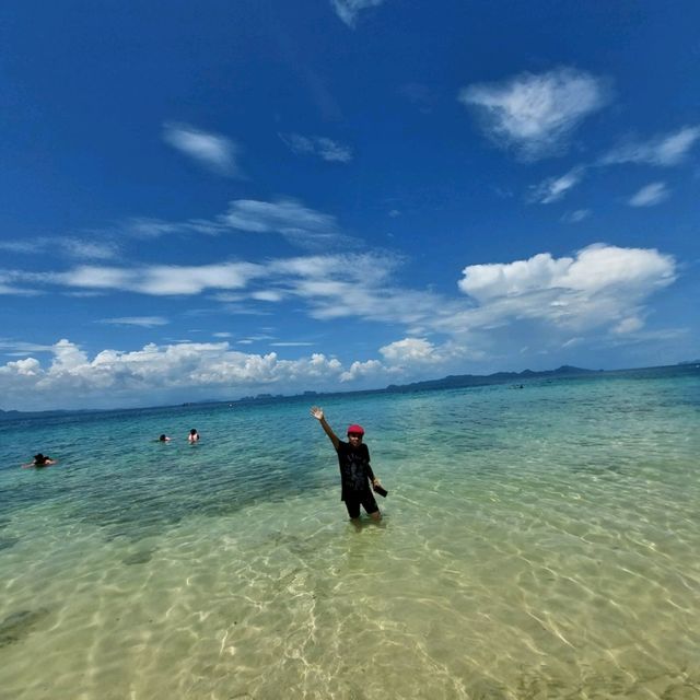 หาดหยงหลิง เกาะกระดาน ุถ้ามรกต