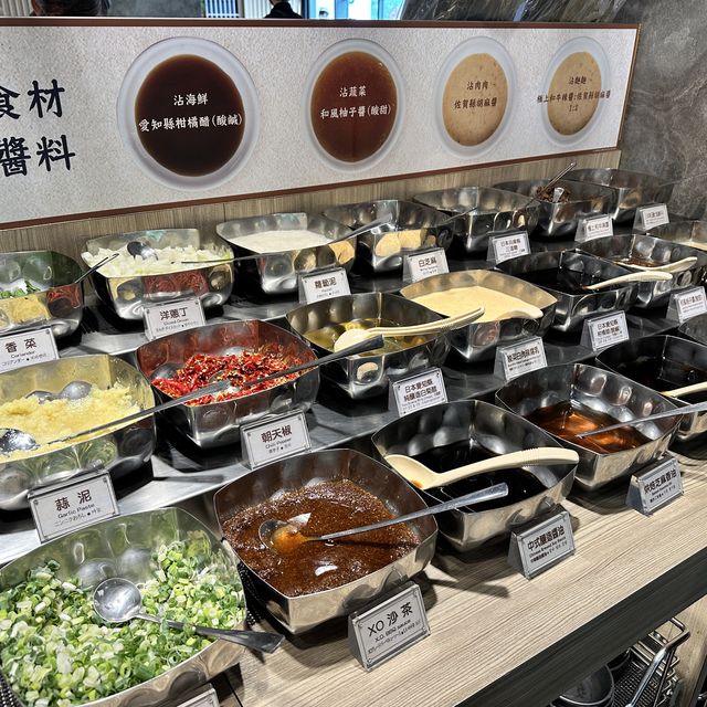 涮樂和牛鍋物 湯底特別 款式選擇多 絕對值得一試！