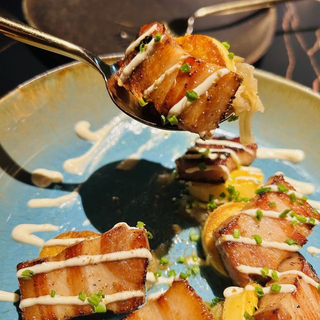 係圖書館食飯，你又試過未🤫高質酒吧餐廳